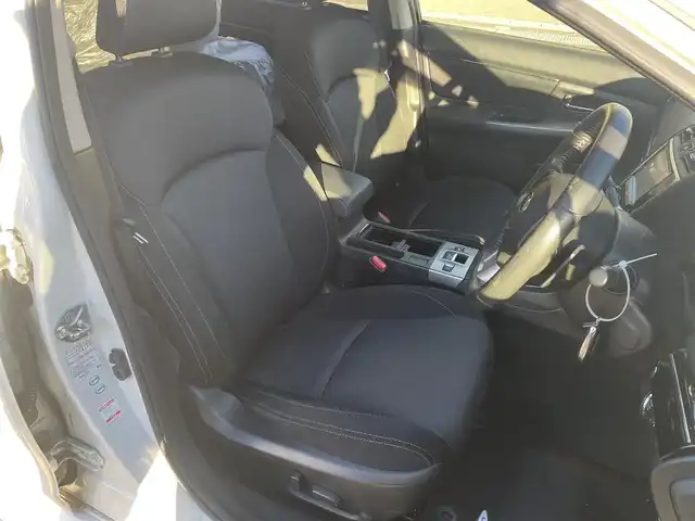 スバル レヴォーグ 1．6GT アイサイト プラウドED 山形県 2015(平27)年 11.1万km クリスタルホワイトP (株)IDOMが運営する【じしゃロン山形店】の自社ローン専用車両になります。/こちらは現金またはオートローンご利用時の価格です。/自社ローンご希望の方は別途その旨お申付け下さい。/Stradaナビ/クルーズコントロール/ビルトインETC/サイドカメラ/プッシュスタート/スマートキー/スペアキー/サマータイヤ4本積み込み（ホイール付）/積み込みタイヤサイズ＊215/50ZR17＊