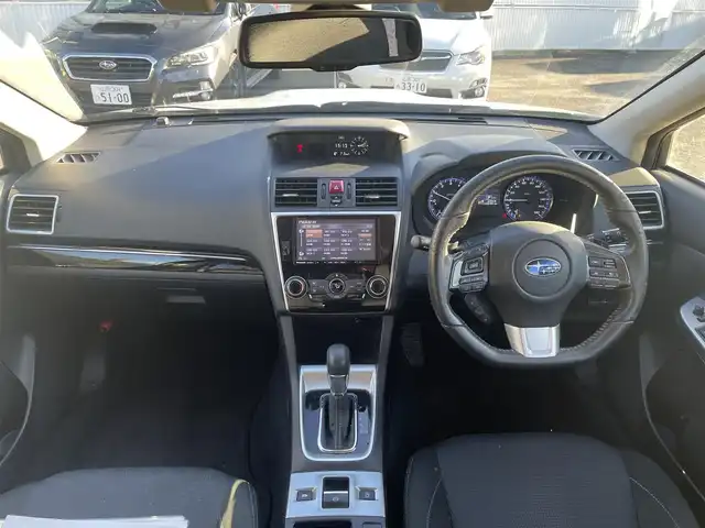 スバル レヴォーグ 1．6GT アイサイト プラウドED 山形県 2015(平27)年 11.1万km クリスタルホワイトP (株)IDOMが運営する【じしゃロン山形店】の自社ローン専用車両になります。/こちらは現金またはオートローンご利用時の価格です。/自社ローンご希望の方は別途その旨お申付け下さい。/Stradaナビ/クルーズコントロール/ビルトインETC/サイドカメラ/プッシュスタート/スマートキー/スペアキー/サマータイヤ4本積み込み（ホイール付）/積み込みタイヤサイズ＊215/50ZR17＊