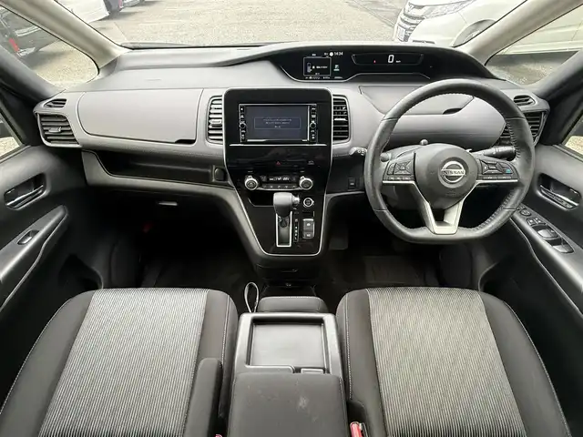 日産 セレナ ハイウェイスター V 千葉県 2021(令3)年 2.5万km ダイヤモンドブラック セーフティパックＡ/ＳＲＳエアバッグ/インテリジェントアラウンドビューモニター/インテリジェントルームミラー/ふらつき警報/ヒーター付ドアミラー/プロパイロット/エマージェンシーブレーキ/フリップダウンモニター/純正ナビ/（CD/DVD/フルセグTV/BT）/バックカメラ/ビルトインETC/ナビ連動ドライブレコーダー/ハンズフリーパワースライドドア/ブラインドスポットモニター/ステアリングスイッチ/電動パーキングブレーキ/ブレーキホールド/LEDヘッドランプ/フォグランプ/オートライト/スマートキー/プッシュスタート/電動格納ミラー/純正16インチAW