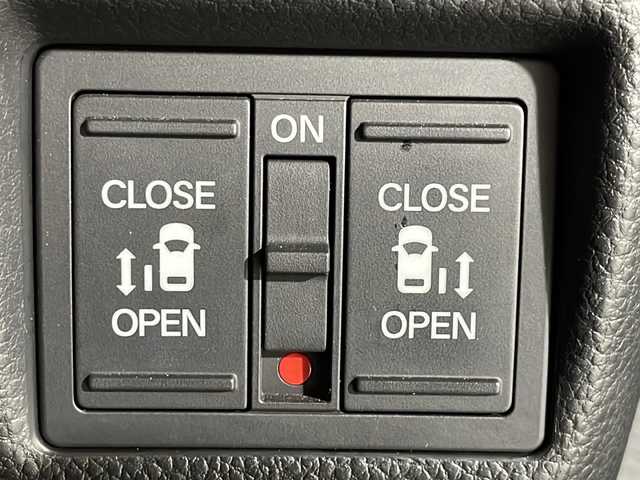 ホンダ Ｎ ＢＯＸ カスタム G L ホンダセンシング 広島県 2019(平31)年 4.4万km プレミアムグラマラスブロンズP 純正8型ナビ（DVD/フルセグTV/Bluetooth）/両側パワースライドドア/バックカメラ/ホンダセンシング/・衝突軽減ブレーキ/・レーンキープアシスト/・アダプティブクルーズコントロール/・誤発進抑制機能/リヤパーキングセンサー/LEDヘッドランプ/純正14インチAW/ビルトインETC/ドライブレコーダー/USB入力端子