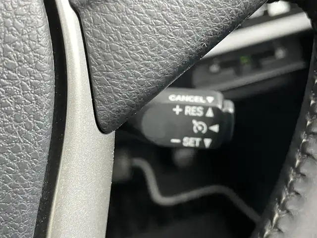 トヨタ ヴォクシー ZS 煌Ⅲ 千葉県 2021(令3)年 1.7万km ホワイトパールクリスタルシャイン 純正９インチナビ　/バックカメラ　/後席モニター　/ＨＤＭＩ　/ビルトインＥＴＣ　/スマートキー　/両側パワースライドドア　/トヨタセーフティセンス　/ＬＥＤヘッドライト　/オートハイビーム　/オートライト　/純正アルミホイール/パワーウィンドウ/パワーステアリング/ABS