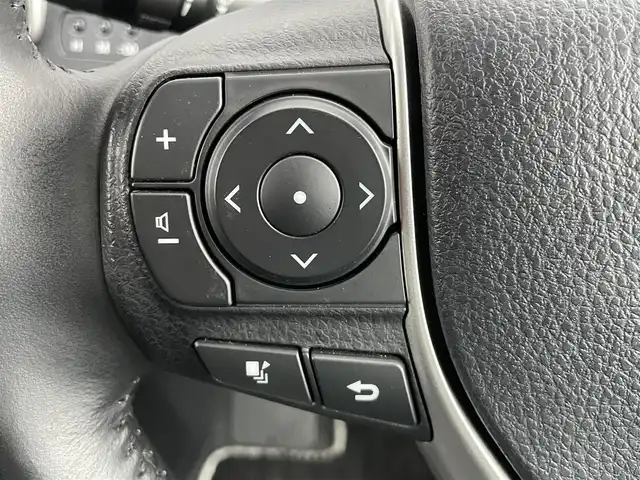 トヨタ ヴォクシー ZS 煌Ⅲ 千葉県 2021(令3)年 1.7万km ホワイトパールクリスタルシャイン 純正９インチナビ　/バックカメラ　/後席モニター　/ＨＤＭＩ　/ビルトインＥＴＣ　/スマートキー　/両側パワースライドドア　/トヨタセーフティセンス　/ＬＥＤヘッドライト　/オートハイビーム　/オートライト　/純正アルミホイール/パワーウィンドウ/パワーステアリング/ABS