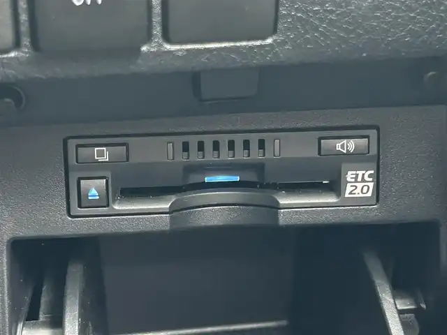 トヨタ アルファード S Cパッケージ 群馬県 2020(令2)年 5.7万km ブラック ツインムーンルーフ/モデリスタエアロ(F/S/R)/シグネチャーイルミブレード/純正10.1型SDナビ・フルセグTV/CD・DVD・BD・BT・Miracast/Apple CarPlay・Android Auto/JBLプレミアムサウンドシステム/13.3型リアエンターテインメントシステム/デジタルインナーミラー/黒革シート/前席パワーシート/前席エアシート・ヒーター/ステアリングヒーター/両側パワースライドドア/パワーバックドア/セーフティセンス/プリクラッシュセーフティ/レーダークルーズコントロール/レーントレーシングアシスト/アダプティブハイビームシステム/パーキングサポートブレーキ/ビルトインETC2.0/3眼LEDヘッドランプ/LEDフォグランプ/走行中視聴可能TVキット/取説・保証書/スマートキー×2