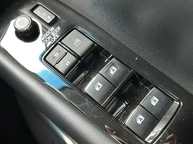 トヨタ アルファード S Cパッケージ 群馬県 2020(令2)年 5.7万km ブラック ツインムーンルーフ/モデリスタエアロ(F/S/R)/シグネチャーイルミブレード/純正10.1型SDナビ・フルセグTV/CD・DVD・BD・BT・Miracast/Apple CarPlay・Android Auto/JBLプレミアムサウンドシステム/13.3型リアエンターテインメントシステム/デジタルインナーミラー/黒革シート/前席パワーシート/前席エアシート・ヒーター/ステアリングヒーター/両側パワースライドドア/パワーバックドア/セーフティセンス/プリクラッシュセーフティ/レーダークルーズコントロール/レーントレーシングアシスト/アダプティブハイビームシステム/パーキングサポートブレーキ/ビルトインETC2.0/3眼LEDヘッドランプ/LEDフォグランプ/走行中視聴可能TVキット/取説・保証書/スマートキー×2