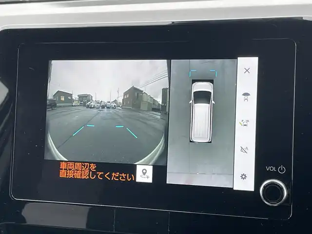 トヨタ ヴォクシー S－Z 道央・札幌 2023(令5)年 6.3万km ホワイトパールクリスタルシャイン ４WD/寒冷地仕様/純正ディスプレイオーディオ（ナビ付）/AM/FM/BT/トヨタセーフティセンス/プリクラッシュセーフティ/横滑り防止装置/レーダークルーズコントロール/レーンキープアシスト/クリアランスソナー/ブラインドスポットモニター/パーキングアシスト/PDA/RCTA/RCD/PKSB/SEA/RSA/AdvancedDrive/LCA/FCTA/パノラミックビューモニター/ビルトインETC/ドライブレコーダー/ECOMODE/ワイパーデアイサー/両側パワースライドドア/パワーバックドア/前席/２列目シートヒーター/ハーフレザーシート/革巻きステアリング/ステアリングリモコン/ハンドルヒーター/電動パーキング/ブレーキホールド/MTモード付AT/プッシュスタート/スマートキー/LEDヘッドライト/オートライト/オートハイビーム/電動格納ミラー/ウィンカーミラー/フロアマット/レンタカー登録