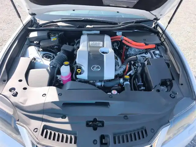 レクサス ＧＳ 300h 宮崎県 2013(平25)年 3.8万km ホワイトパールクリスタルシャイン 純正12.3型ナビ/フルセグTV/バックモニター/ビルトインETC/クルーズコントロール/クリアランスソナー/LEDヘッドランプ/オートライト/オートエアコン/革巻きステアリング/ステアリングスイッチ/パドルシフト/前席パワーシート/運転席シートメモリー/純正オプ18インチアルミホイール/スマートエントリー/スタートシステム/禁煙車