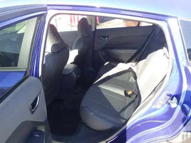 スバル クロストレック ツーリング 千葉県 2023(令5)年 5.6万km 青 アイサイト/XMODE/ステアリング・レスポンシブ・ヘッドランプ/純正ナビ/地デジTV/【Bluetooth接続】/フロント/サイド/バックカメラ/革巻きステアリング/ステアリングヒーター/ステアリングスイッチ/パドルシフト/ETC/LEDヘッドライト/フォグライト/ウインカーミラー/コーナーセンサー/純正17インチアルミホイル/サイド/カーテンエアバッグ/キーレスアクセス