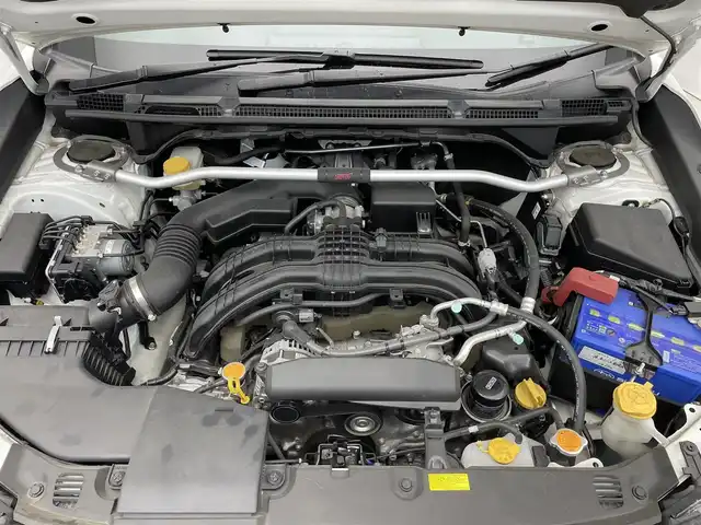 スバル インプレッサ ＸＶ 2．0i－S アイサイト 滋賀県 2019(平31)年 5.2万km クリスタルホワイトP 純正8インチナビ/バックカメラ/CD/DVD/USB/フルセグTV/アイサイト/衝突軽減ブレーキ/ブラインドスポットモニター/ETC/ハーフレザーシート/パワーシート/LEDヘッドライト/純正アルミホイール