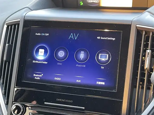 スバル インプレッサ ＸＶ 2．0i－S アイサイト 滋賀県 2019(平31)年 5.2万km クリスタルホワイトP 純正8インチナビ/バックカメラ/CD/DVD/USB/フルセグTV/アイサイト/衝突軽減ブレーキ/ブラインドスポットモニター/ETC/ハーフレザーシート/パワーシート/LEDヘッドライト/純正アルミホイール