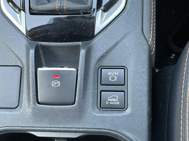 スバル インプレッサ ＸＶ 2．0i－S アイサイト 滋賀県 2019(平31)年 5.2万km クリスタルホワイトP 純正8インチナビ/バックカメラ/CD/DVD/USB/フルセグTV/アイサイト/衝突軽減ブレーキ/ブラインドスポットモニター/ETC/ハーフレザーシート/パワーシート/LEDヘッドライト/純正アルミホイール