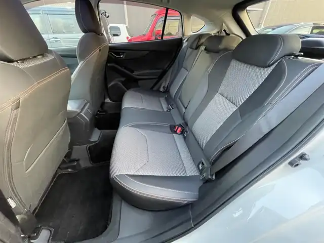 スバル インプレッサ ＸＶ 2．0i－S アイサイト 滋賀県 2019(平31)年 5.2万km クリスタルホワイトP 純正8インチナビ/バックカメラ/CD/DVD/USB/フルセグTV/アイサイト/衝突軽減ブレーキ/ブラインドスポットモニター/ETC/ハーフレザーシート/パワーシート/LEDヘッドライト/純正アルミホイール