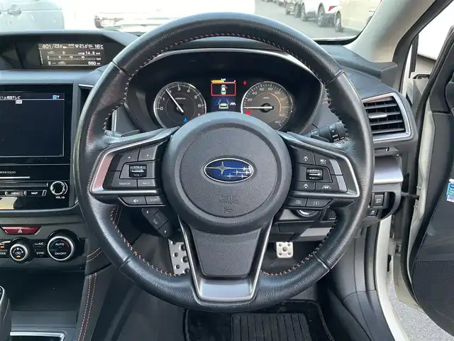 スバル インプレッサ ＸＶ 2．0i－S アイサイト 滋賀県 2019(平31)年 5.2万km クリスタルホワイトP 純正8インチナビ/バックカメラ/CD/DVD/USB/フルセグTV/アイサイト/衝突軽減ブレーキ/ブラインドスポットモニター/ETC/ハーフレザーシート/パワーシート/LEDヘッドライト/純正アルミホイール