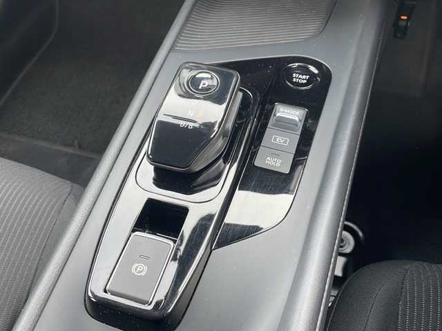 日産 ノート X FOUR 道東・釧路十勝 2023(令5)年 5万km ピュアホワイトパール 4WD/ディスプレイオーディオ/(AM/FM/BT/androidauto/applecarplay)/ドライブレコーダー 前のみ/ETC/バックカメラ/シートヒーター　前席/ステアリングヒーター/マイパイロット/純正フロアマット/コーナーセンサー　前後/オートライト/オートマチックハイビーム/盗難防止装置/ABS/横滑り防止装置/スペアキー/USB入力端子