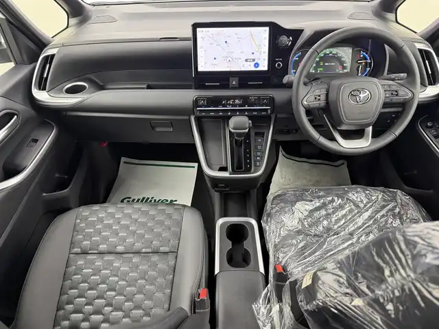 トヨタ ヴォクシー ハイブリッド S－Z 愛知県 2025(令7)年 0.1千km ホワイトパールクリスタルシャイン トヨタセーフティーセンス/レーダークルーズコントロール/両側パワースライドドア/パワーバックドア/AC100V/純正ディスプレイナビ/・フルセグTV/・Bluetooth/・AM/FM/・Applecarplay/革巻きステアリング/ステアリングリモコン/シートヒーター/ハーフレザーシート/ETC2.0/電動パーキングアシスト/ディライト/純正AW