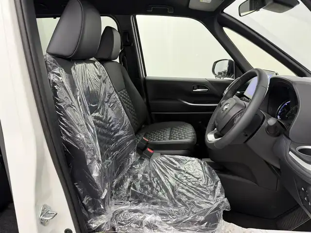 トヨタ ヴォクシー ハイブリッド S－Z 愛知県 2025(令7)年 0.1千km ホワイトパールクリスタルシャイン トヨタセーフティーセンス/レーダークルーズコントロール/両側パワースライドドア/パワーバックドア/AC100V/純正ディスプレイナビ/・フルセグTV/・Bluetooth/・AM/FM/・Applecarplay/革巻きステアリング/ステアリングリモコン/シートヒーター/ハーフレザーシート/ETC2.0/電動パーキングアシスト/ディライト/純正AW