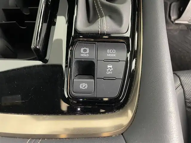 トヨタ アルファード Z 道央・札幌 2024(令6)年 1.4万km プラチナホワイトパールマイカ ・ワンオーナー/・４WD/・寒冷地仕様/・モデリスタエアロ（F.S.R）/・モデリスタドレスアップマフラー/・モデリスタフェンダーガーニッシュ/・モデリスタミラーガーニッシュ/・モデリスタLEDスマートフットライト/・左右独立ムーンルーフ/・ユニバーサルステップ/・14インチディスプレイオーディオ/　ナビ/TVキット/・パノラミックビューモニター/・13.2型有機EL後席モニター/・デジタルインナーミラー/・ビルトインETC2.0/・ドライブレコーダー/・トヨタセーフティセンス/・プリクラッシュセーフティ/・レーントレーシングアシスト/・レーンディパーチャーアラート/・レーダークルーズコントロール/・アダプティブハイビームシステム/・オートマチックハイビーム/・ロードサインアシスト/・ドライバー異常時対応システム/・プロアクティブドライビングアシスト/・レーンチェンジアシスト/・ブラインドスポットモニター/・安心降車アシスト/・レザーシート/・シートヒーター/・シートベンチレーション/・パワーシート/・スマートキー/・純正フロアマット/・ドアバイザー