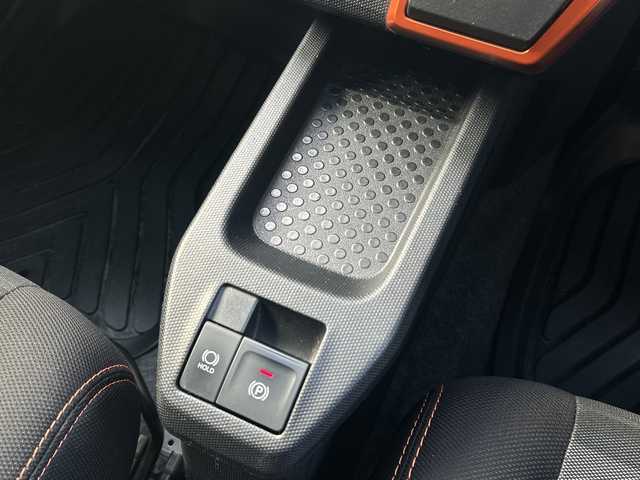 ダイハツ タフト G ターボ 大阪府 2020(令2)年 3.2万km フォレストカーキメタリック ワンオーナー/ターボ/アラウンドビューモニター/スカイフィールトップ/純正9インチメモリーナビ　（NSZW-Y70DS）/　ＡＭ/ＦＭ/CD/DVD/フルセグＴＶ/ＵＳＢ接続/Ｂｌｕｅｔｏｏｔｈ/スマートアシスト/・衝突回避支援ブレーキ/・衝突警報機能/・ブレーキ制御付ご発進抑制機能/・車線逸脱抑制機能/・車線逸脱警報機能/・先行車発進お知らせ機能/・標識認識機能/・全車速追従機能付きACC/・レーンキープコントロール/・パノラマモニター/・コーナーセンサー/ドライブレコーダー（DRN-H70N）/オートブレーキホールド/アイドリングストップ/純正アルミホイール/シートヒーター/ETC/プッシュスタート/ステアリングスイッチ/ドアバイザー/スペアキー/保証書/記録簿　R3/10 R5/4 R7/10