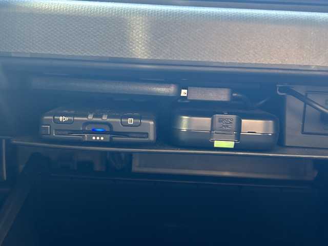 ダイハツ タフト G ターボ 大阪府 2020(令2)年 3.2万km フォレストカーキメタリック ワンオーナー/ターボ/アラウンドビューモニター/スカイフィールトップ/純正9インチメモリーナビ　（NSZW-Y70DS）/　ＡＭ/ＦＭ/CD/DVD/フルセグＴＶ/ＵＳＢ接続/Ｂｌｕｅｔｏｏｔｈ/スマートアシスト/・衝突回避支援ブレーキ/・衝突警報機能/・ブレーキ制御付ご発進抑制機能/・車線逸脱抑制機能/・車線逸脱警報機能/・先行車発進お知らせ機能/・標識認識機能/・全車速追従機能付きACC/・レーンキープコントロール/・パノラマモニター/・コーナーセンサー/ドライブレコーダー（DRN-H70N）/オートブレーキホールド/アイドリングストップ/純正アルミホイール/シートヒーター/ETC/プッシュスタート/ステアリングスイッチ/ドアバイザー/スペアキー/保証書/記録簿　R3/10 R5/4 R7/10