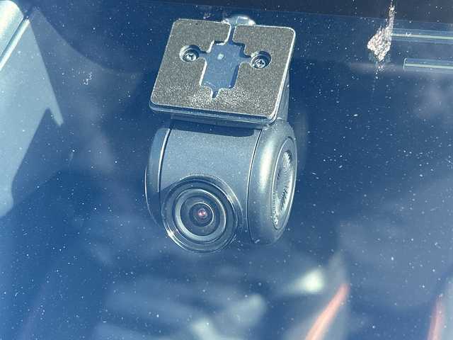 ダイハツ タフト G ターボ 大阪府 2020(令2)年 3.2万km フォレストカーキメタリック ワンオーナー/ターボ/アラウンドビューモニター/スカイフィールトップ/純正9インチメモリーナビ　（NSZW-Y70DS）/　ＡＭ/ＦＭ/CD/DVD/フルセグＴＶ/ＵＳＢ接続/Ｂｌｕｅｔｏｏｔｈ/スマートアシスト/・衝突回避支援ブレーキ/・衝突警報機能/・ブレーキ制御付ご発進抑制機能/・車線逸脱抑制機能/・車線逸脱警報機能/・先行車発進お知らせ機能/・標識認識機能/・全車速追従機能付きACC/・レーンキープコントロール/・パノラマモニター/・コーナーセンサー/ドライブレコーダー（DRN-H70N）/オートブレーキホールド/アイドリングストップ/純正アルミホイール/シートヒーター/ETC/プッシュスタート/ステアリングスイッチ/ドアバイザー/スペアキー/保証書/記録簿　R3/10 R5/4 R7/10