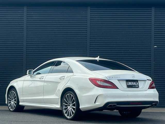 メルセデス・ベンツ ＣＬＳ２２０ｄ AMGライン 茨城県 2016(平28)年 2.5万km ダイヤモンドホワイト サンルーフ　/ＲＳＰ　/ＡＣＣ/ＬＫＡ　/ＢＳＡ　/Ｂカメラ　/パークトロニック　/黒革　/全席シートヒーター　/Ｍ付ＰＷシート　/ＰＷトランク　/マルチビームＬＥＤ　/ナビ　/１２セグ　/ＣａｒＰｌａｙ/ＢＴ/USB/DVD/CD　/キーレスゴー/禁煙車