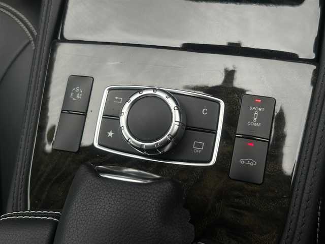 メルセデス・ベンツ ＣＬＳ２２０ｄ AMGライン 茨城県 2016(平28)年 2.5万km ダイヤモンドホワイト サンルーフ　/ＲＳＰ　/ＡＣＣ/ＬＫＡ　/ＢＳＡ　/Ｂカメラ　/パークトロニック　/黒革　/全席シートヒーター　/Ｍ付ＰＷシート　/ＰＷトランク　/マルチビームＬＥＤ　/ナビ　/１２セグ　/ＣａｒＰｌａｙ/ＢＴ/USB/DVD/CD　/キーレスゴー/禁煙車