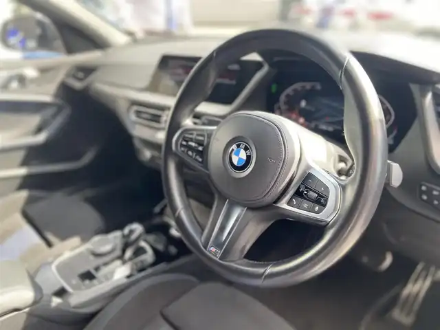 ＢＭＷ ＢＭＷ １１８ｄ Mスポーツ EDジョイ+ 栃木県 2021(令3)年 3.2万km アルピンホワイトⅢ Mスポーツプラスパッケージ /iDriveナビパッケージ /コンフォートパッケージ /ストレージパッケージ /純正ナビ /パワーシート /アルカンターラシート /電動リアゲート /ETC /LED /純正18インチAW /社外デジタルミラー