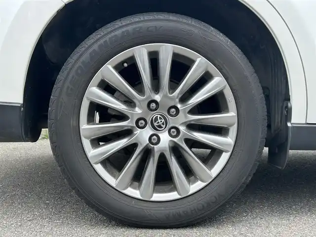 トヨタ ハリアー ハイブリッド プレミアム アドバンスドP 山形県 2014(平26)年 8.9万km ホワイトパールクリスタルシャイン 純正SDナビ/AM/FM/CD/DVD/Bluetooth/JBLサウンド/フルセグTV/バックカメラ/ETC/衝突被害軽減ブレーキ/レーンキープアシスト/横滑り防止装置/アイドリングストップ/パワーシート/オートライト/オートハイビーム/LEDヘッドライト/フォグランプ/スマートキー/プッシュスタート/電動格納ミラー/純正18インチAW/純正フロアマット/保証書/取扱説明書