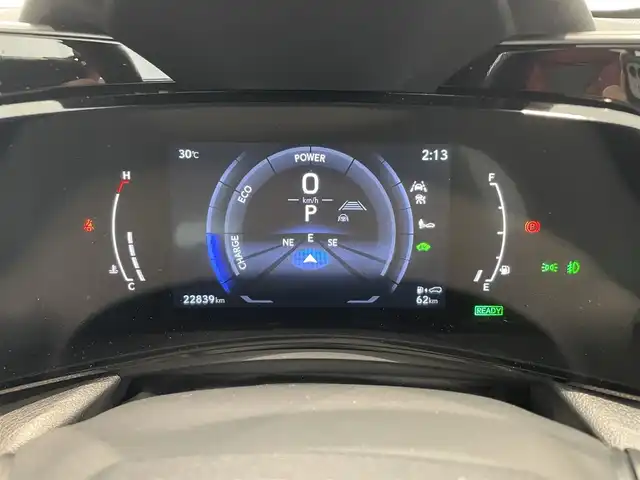 レクサス ＮＸ 350h Fスポーツ 熊本県 2022(令4)年 2.3万km ホワイトノーヴァガラスフレーク ・ワンオーナー/・スマートキー/・プッシュスタート/・パノラマサンルーフ/・プリクラッシュセーフティ/・レーンデパーチャーアラート/・クリアランスソナー/・パーキングブレーキサポート/・ブラインドスポットモニター/・安心降車アシスト/・リアクロストラフィックアラート/・プロアクティブドライビングアシスト/・ロードサインアシスト/・クルーズコントロール(追従式)/・赤/黒革シート/・前席パワーシート/・前席シートヒーター ＆エアシート /・ハンドルヒーター /・純正メモリナビ/　【Bluetooth・USB】/・フルセグTV/・バックカメラ＆左サイドカメラ/・ETC2.0/・ワイヤレス充電/・ヘッドアップディスプレイ/・LEDヘッドランプ/・LEDフォグランプ/・純正マット/・保証書/取説