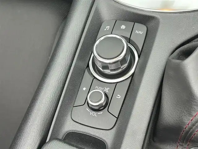 マツダ ロードスター S スペシャルパッケージ 群馬県 2015(平27)年 7.7万km クリスタルホワイトパールマイカ 純正メモリナビ/（DVD/ブルートゥース/ワンセグTV）/プッシュスタート/ビルトインETC/ステアリングスイッチ/保証書＆取扱説明書/スマートキー×２/純正フロアマット