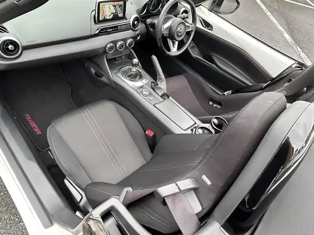マツダ ロードスター S スペシャルパッケージ 群馬県 2015(平27)年 7.7万km クリスタルホワイトパールマイカ 純正メモリナビ/（DVD/ブルートゥース/ワンセグTV）/プッシュスタート/ビルトインETC/ステアリングスイッチ/保証書＆取扱説明書/スマートキー×２/純正フロアマット