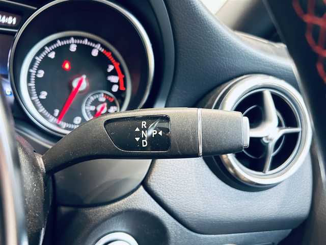 メルセデス・ベンツ ＣＬＡ１８０ AMG スタイル 大阪府 2019(平31)年 2.4万km ジュピターレッド レーダーセーフティ/サンルーフ/HUD/ハーフレザー/メモリ付きパワーシート/シートヒーター/ACC/純正ナビ/TV/バックカメラ/applecarplay/純正18インチAW/LEDヘッドライト/ブラインドスポット
