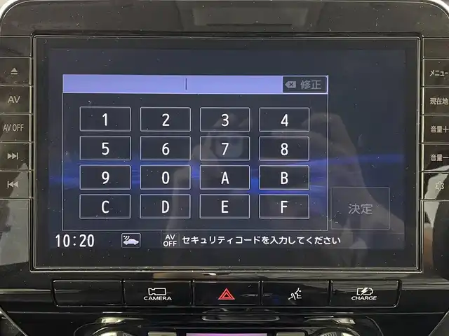 日産 セレナ e－パワー ハイウェイスター V 大阪府 2022(令4)年 4.9万km ブリリアントホワイトパール 純正SDナビ/(フルセグTV/Bluetooth/CD/DVD/USB)/アラウンドビューカメラ/バック・サイド・フロントカメラ/両側パワースライドドア/プロパイロット/レーダークルーズコントロール/ステアリングリモコン/ステアリングヒーター/シートヒーター/スマートキー/スペアキー/前後コーナーセンサー/オートライト/LEDヘッドライト