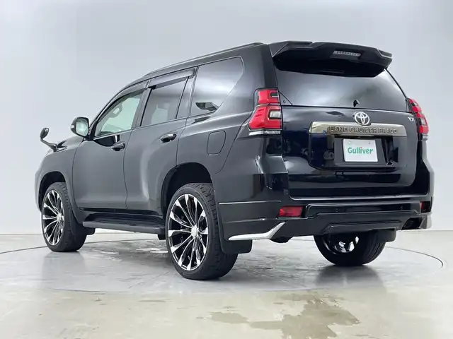 トヨタ ランドクルーザー プラド TX Lパッケージ ブラックED 道央・札幌 2021(令3)年 3.4万km アティチュードブラックマイカ ・ワンオーナー/・4WD・ディーゼルターボ/・トヨタセーフティセンス/・アクティブクルーズコントロール/・社外22インチAW（WALD）/・ワイパーデアイサー/・社外9インチメモリナビ/・DVD・CD・BT・USB/・フルセグＴＶ/・前後ドライブレコーダー/・黒レザーシート/・前席パワーシート/・前席シートヒーター＆エアシート/・オートハイビーム/・ヘッドライトウォッシャー/・スマートキー/・純正エンジンスターター/・センターデフロック