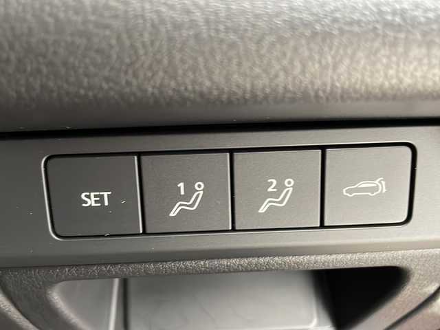 マツダ ＣＸ－３０ XD プロアクティブツーリングセレクション 愛知県 2020(令2)年 3.5万km ソウルレッドクリスタルM 衝突軽減システム/純正8型ナビ ＳＤカードなし/全方位カメラ/レーダークルーズコントロール/シートヒーター/フルセグ/CD/Bluetooth/バックカメラ/電動リアゲート/パワーシート/コーナーセンサー/純正アルミホイール/ブラインドスポットモニター/LEDヘッドライト/パドルシフト/ステアリングヒーター/オートマチックハイビーム/ETC/ステアリングスイッチ/スマートキー/プッシュスタート