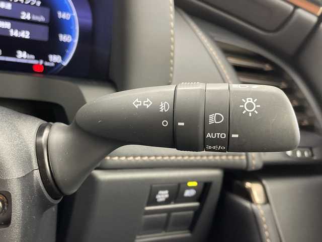 トヨタ アルファード Z 新潟県 2025(令7)年 0.5万km プラチナホワイトパールマイカ 純正メーカーナビ/純正フリップダウンモニター/モデリスタエアロ/ムーンルーフ/パノラミックビューモニター/ＨＵＤ/デジタルインナーミラー/ワイヤレス充電/ＢＳＭ/ＲＣＴＡクリアランスソナー/アダプティブクルーズ/セーフティセンス/シートヒーター/エアーシート/ステアリングヒーター/ETC2.0/両側パワースライドドア/電動サンシェード/パワーバックドア/禁煙車