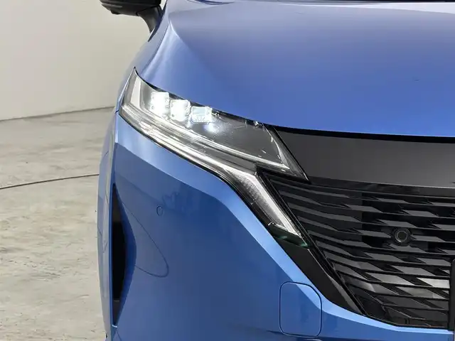 日産 オーラ G 福岡県 2024(令6)年 0.6万km ビビットブルー / スーパーブラック 2トーン ワンオーナー　/純正ナビ／フルセグTV/全方位カメラ　/ＢＯＳＥプレミアムサウンド　/ワイヤレス充電　/ビルトインＥＴＣ２．０　/デジタルインナーミラー　/前後ドライブレコーダー　/プロパイロット　/コーナーセンサー　/エマージェンシーブレーキ　/レーンキープ　/ＬＥＤヘッドライト