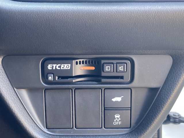 ホンダ ＺＲ－Ｖ ハイブリッド e:HEV Z ブラックスタイル 佐賀県 2024(令6)年 1.3万km プラチナホワイトパール BOSEサウンド/Hondaconnect9インチナビ/マルチビューカメラ/ホンダセンシング/・衝突被害軽減ブレーキ/・路線逸脱抑制機能/・ブラインドスポットモニター/・リアクロストラフィックアラート/・コーナーセンサー/・アダプティブクルーズコントロール/本革シート/シートヒーター（全席）/メモリパワーシート/パワーバックドア/ETC2.0/ステアリングヒーター/ステアリングリモコン/パドルシフト/電動パーキングブレーキ/オートブレーキホールド/置くだけ充電/プッシュスタート/スマートキー/LEDヘッドライト/フォグライト/純正ブラックアルミホイール