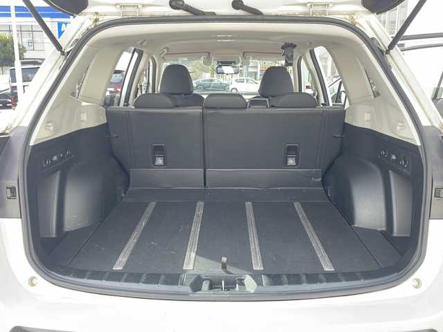 スバル フォレスター X－ブレイク 東京都 2018(平30)年 5.7万km クリスタルホワイトP ワンオーナー/メモリナビ/フルセグテレビ/バックカメラ/サイドカメラ/純正17インチアルミ/ルーフレール/全席シートヒーター/ハーフレザーシート/ETC/プッシュスタート/保証書/取説書/スペアスマートキー