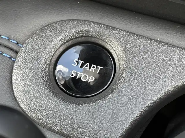 日産 セレナ e－パワー オーテック 福岡県 2025(令7)年 0.1万km ダイヤモンドブラック 純正12.3型SDナビ(フルセグTV/HDMI/BT)アラウンドビューモニタープロパイロットエマージェンシーブレーキBSM両側パワスラ前後ドラレコETC2.0デジタルインナーミラーUSBポート、タイプC置くだけ充電シートヒーターレーダーシート純正16インチアルミホイールプッシュスタートスマートキー