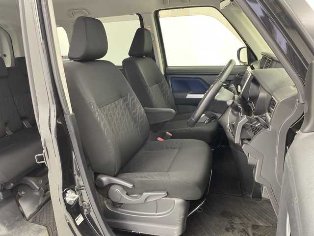 トヨタ ルーミー カスタムG 愛知県 2019(平31)年 7.2万km ブラックマイカメタリック 純正ナビ/・Ｂｌｕｅｔｏｏｔｈ/・フルセグ/・CD/DVD/・SD音楽録音/モデリスタエアロ/両側パワースライドドア/バックカメラ/ＥＴＣ/レーダークルーズコントロール/前方ドライブレコーダー/衝突軽減/コーナーセンサー/先行車発進警告/オートマチックハイビーム/純正アルミホイール/LEDヘッドライト