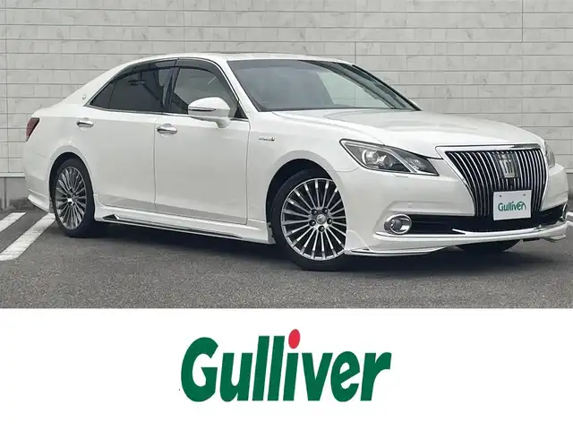 トヨタ クラウン マジェスタ Fバージョン 宮崎県 2014(平26)年 11.2万km ホワイトパールクリスタルシャイン 純正ナビ（100194）/（フルセグナビ）（BT）/パワーシート/アイドリングストップ/純正LEDヘッドライト/バックカメラ/パワーステアリング/パワーウィンドウ/純正フロアマット/純正アルミホイール/レザーシート/パーキングアシスト/サンルーフ/盗難防止装置/MT付きAT/エアバックW/オートライト/コーナーセンサー/クルーズコントロール/ETC/ABS