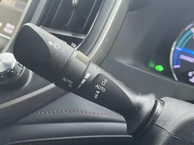 トヨタ クラウン マジェスタ Fバージョン 宮崎県 2014(平26)年 11.2万km ホワイトパールクリスタルシャイン 純正ナビ（100194）/（フルセグナビ）（BT）/パワーシート/アイドリングストップ/純正LEDヘッドライト/バックカメラ/パワーステアリング/パワーウィンドウ/純正フロアマット/純正アルミホイール/レザーシート/パーキングアシスト/サンルーフ/盗難防止装置/MT付きAT/エアバックW/オートライト/コーナーセンサー/クルーズコントロール/ETC/ABS