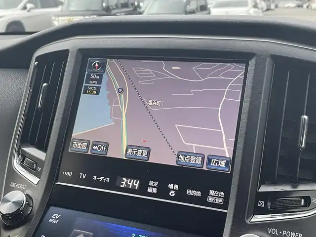 トヨタ クラウン マジェスタ Fバージョン 宮崎県 2014(平26)年 11.2万km ホワイトパールクリスタルシャイン 純正ナビ（100194）/（フルセグナビ）（BT）/パワーシート/アイドリングストップ/純正LEDヘッドライト/バックカメラ/パワーステアリング/パワーウィンドウ/純正フロアマット/純正アルミホイール/レザーシート/パーキングアシスト/サンルーフ/盗難防止装置/MT付きAT/エアバックW/オートライト/コーナーセンサー/クルーズコントロール/ETC/ABS