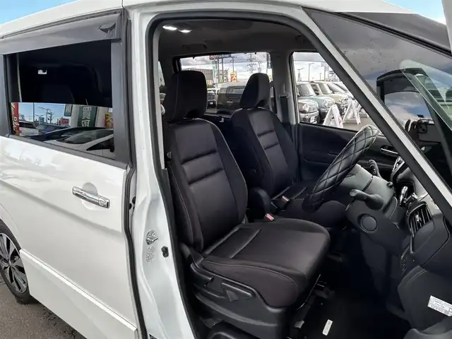 日産 セレナ ハイウェイスターVセレクションⅡ 宮城県 2018(平30)年 7.9万km ブリリアントホワイトパール セーフティパックA/・SRSエアバッグ（サイド/カーテン）/・インテリジェントアラウンドビューモニター/・踏み間違い衝突防止アシスト/・インテリジェントパーキングアシスト/・標識検知機能/・フロント＆バックソナー/・ヒーター付ドアミラー/＝＝＝/インテリジェントエマージェンシーブレーキ/車線逸脱警報/純正フリップダウンモニター/純正9インチナビ（MM518D-L）/・CD/DVD/・Bluetooth/・フルセグTV/ビルトインETC/ドライブレコーダー一体型デジタルミラー/ハンズフリー両側電動スライドドア/革巻きステアリング/LEDヘッドランプ/フォグランプ/オートライト/スマートキー＆プッシュスタート/電動格納ミラー/純正16インチAW/純正フロアマット/純正ドアバイザー/W/サイド/カーテンエアバッグ