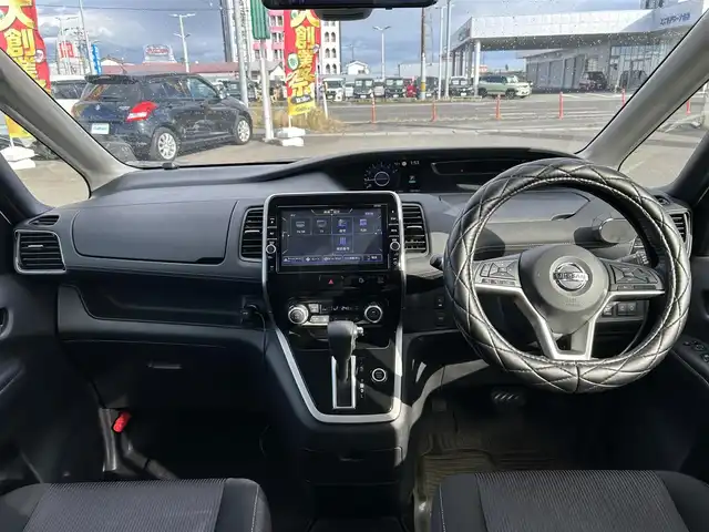 日産 セレナ ハイウェイスターVセレクションⅡ 宮城県 2018(平30)年 7.9万km ブリリアントホワイトパール セーフティパックA/・SRSエアバッグ（サイド/カーテン）/・インテリジェントアラウンドビューモニター/・踏み間違い衝突防止アシスト/・インテリジェントパーキングアシスト/・標識検知機能/・フロント＆バックソナー/・ヒーター付ドアミラー/＝＝＝/インテリジェントエマージェンシーブレーキ/車線逸脱警報/純正フリップダウンモニター/純正9インチナビ（MM518D-L）/・CD/DVD/・Bluetooth/・フルセグTV/ビルトインETC/ドライブレコーダー一体型デジタルミラー/ハンズフリー両側電動スライドドア/革巻きステアリング/LEDヘッドランプ/フォグランプ/オートライト/スマートキー＆プッシュスタート/電動格納ミラー/純正16インチAW/純正フロアマット/純正ドアバイザー/W/サイド/カーテンエアバッグ