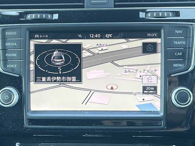 フォルクスワーゲン ゴルフ Ｒ 三重県 2014(平26)年 9.5万km ディープブラックパールエフェクト 純正ナビ/バックカメラ/本革シート/ＥＴＣ/スペアキー/前後ドラレコ/前後クリアランスソナー/シートヒーター/パワーシート/ＡＣＣ/オートライト/電動格納ミラー/革巻きステアリング/禁煙車