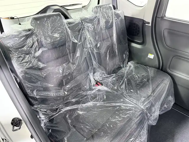 スズキ スペーシア カスタム HYBRID XS 大阪府 2025(令7)年 0.1千km ピュアホワイトパール/ブラック2トーン カスタム HV XS　全方位モニター付きメモリ-ナビゲーション・スズキコネクト対応通信機装着車(195800円)/レーダークルーズコントロール　コーナーセンサー　バックカメラ　レーンアシスト　全方位カメラ　ＬＥＤヘッドライト　プッシュスタート　衝突軽減　純正アルミホイール　フォグランプ　ハンドルヒーター 登録済未使用車 純正大型ナビ 両側電動