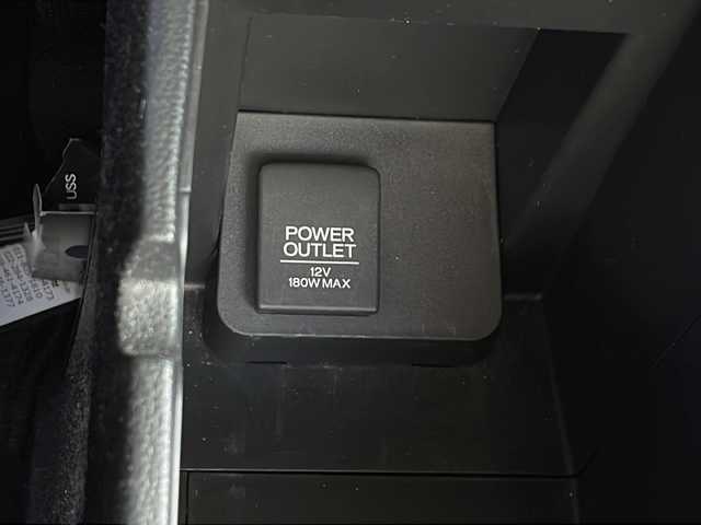 ホンダ フィット ハイブリット Sパッケージ 道北・旭川 2014(平26)年 5万km プレミアムホワイトパール /4WD//禁煙車//純正SDナビ//CD/DVD/SD/BT/フルセグ//バックカメラ//CTBA//クルーズコントロール//パドルシフト//オートライト//LEDヘッドライト//フォグライト//ETC//ミラーヒーター//フロントデアイサー//横滑り防止//純正フロアマット//社外AWサマータイヤ積み込み