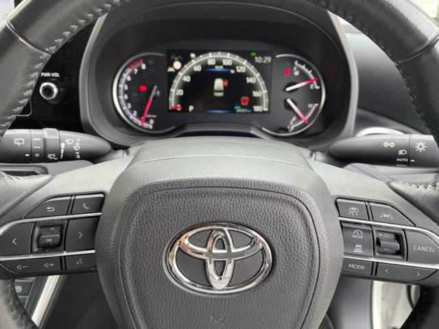 トヨタ ヴォクシー S－Z 神奈川県 2022(令4)年 6.5万km ホワイトパールクリスタルシャイン ワンオーナー				/純正10.5インチメモリーナビ			/・DTV/SD/CD/DVD/BT/HDMI			/バックカメラ/クリアランスソナー/ハーフレザーシート/前席シートヒーター/D席シートリフター/ビルトインETC2.0/ToyotaSafetySense/・アダプティブハイビームシステム/・オートマチックハイビーム/・プリクラッシュセーフティー/・レーントレーシングアシスト/・レーンディパーチャーアラート				/・発進遅れ告知機能/・ロードサインアシスト/・レーダークルーズコントロール/両側パワースライドドア/後席用サンシェード/前後ドライブレコーダー/純正17インチAW	/オートライト/純正LEDヘッドライト				/フォグランプ			/プッシュEgスタート/ストップ			/スマートキー×2	/純正フロアマット/取扱説明書/マルチメディア取扱説明書				/新車時保証書