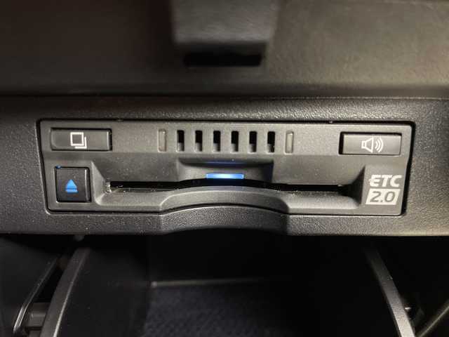 トヨタ アルファード S Cパッケージ 道央・札幌 2021(令3)年 6.1万km ホワイトパールクリスタルシャイン ・4WD/寒冷地仕様/・純正ディスプレイオーディオ　/・ナビ/BT/CD/DVD/・バックカメラ/・レーダークルーズコントロール/・ブラインドスポットモニター/・リヤクロストラフィックアラート/・トヨタセーフティセンス/・プリクラッシュセーフティ/・パワーシート/シートポジションメモリー/・シートヒーター/シートベンチレーション/・前後ドライブレコーダー/・MTモード付AT/・デジタルインナーミラー/・ステアリングスイッチ/ヒーター/・ビルトインETC/・両側パワースライドドア/・パワーバックドア/・三眼LEDヘッドライト/・オートマチックハイビーム/・ドアバイザー/・AC100V/・スマートキー/スペアキー